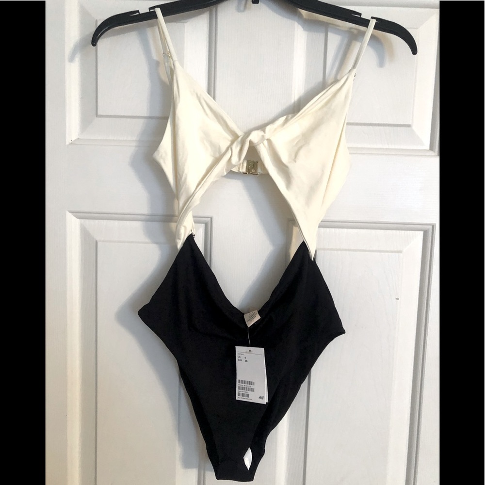 HM cute one piece swim suit